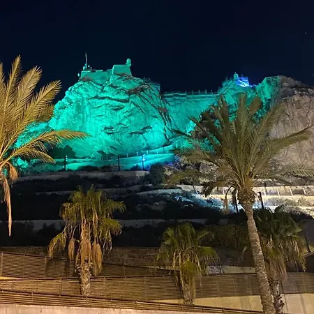 Magic Atico In The Heart Of The Old Town لقنت
